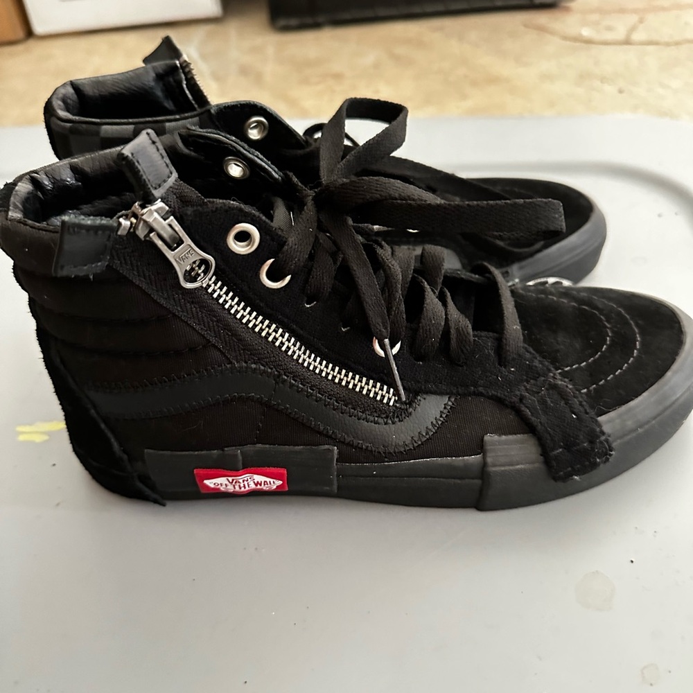 Checkered, zip up Vans. - Picture 2 of 3